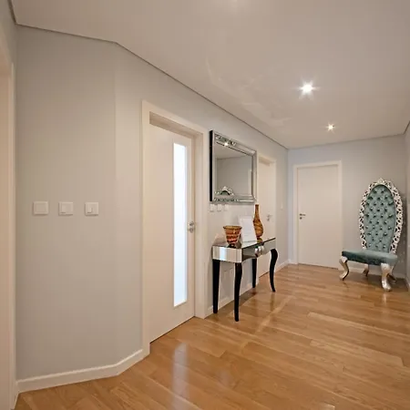 Urbanizacao Casas Do Lago, Serra De Carnaxide Lägenhet Amadora