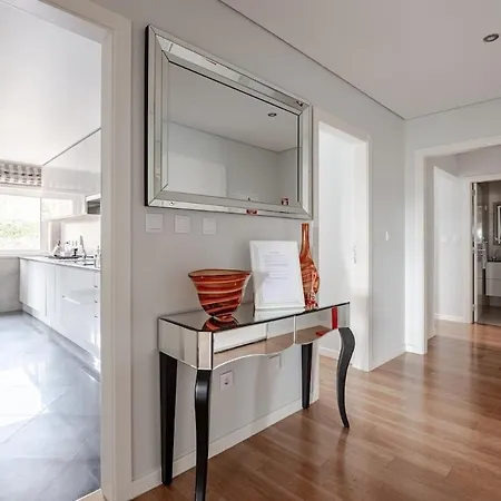 Apartamento Urbanizacao Casas Do Lago, Serra De Carnaxide Amadora