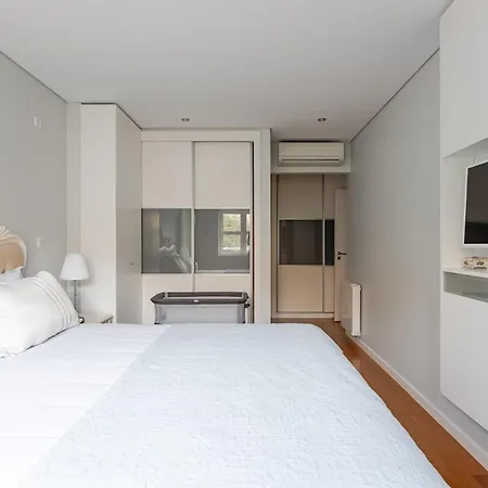 Urbanizacao Casas Do Lago, Serra De Carnaxide